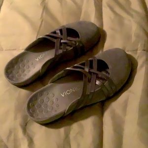 Women’s Vionic Sandals